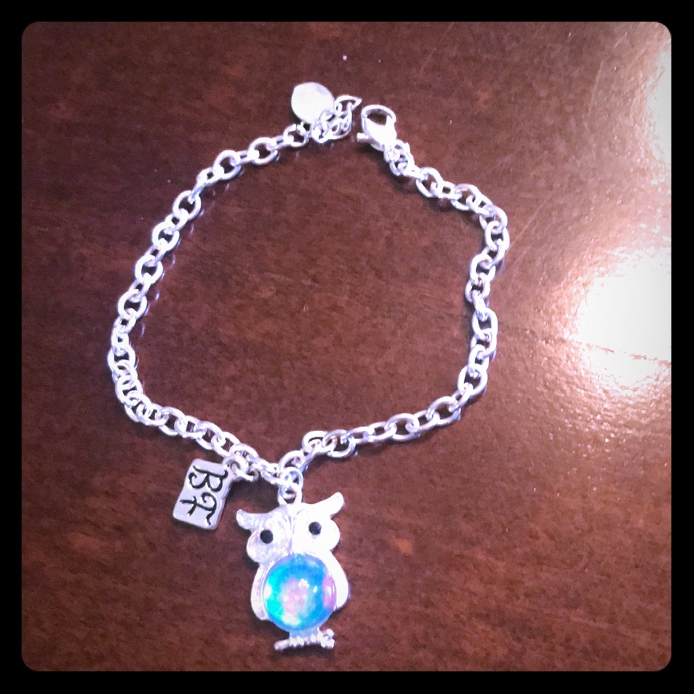 Claire’s Owl Bracelet
